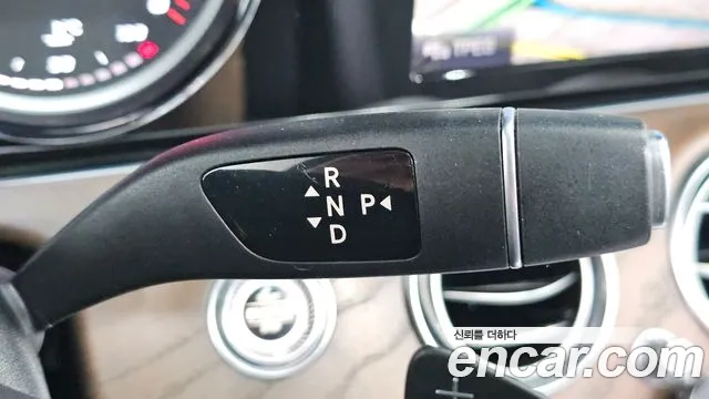 Mercedes-Benz E-Класс 2019 thumb 9