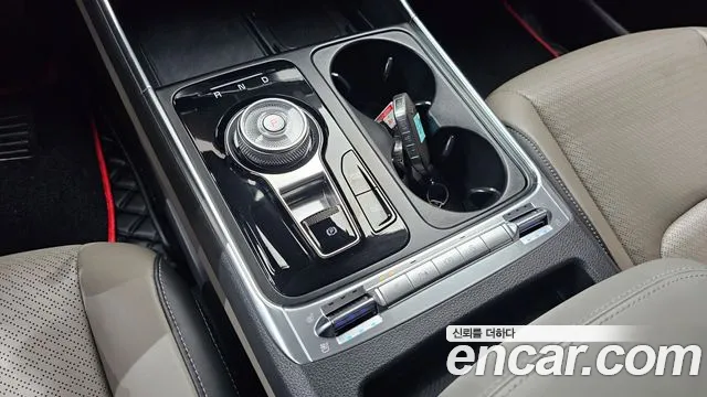 Kia Carnival 2024 thumb 9