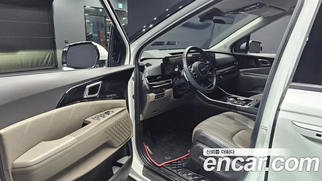 Kia Carnival 2024 thumb 10