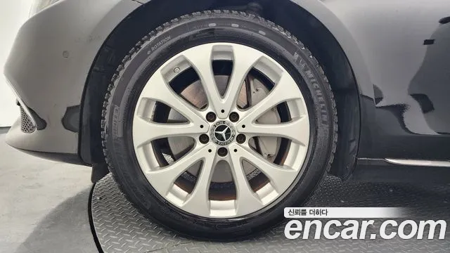 Mercedes-Benz E-Класс 2019 thumb 5