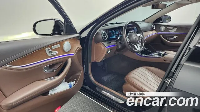 Mercedes-Benz E-Класс 2019 thumb 10