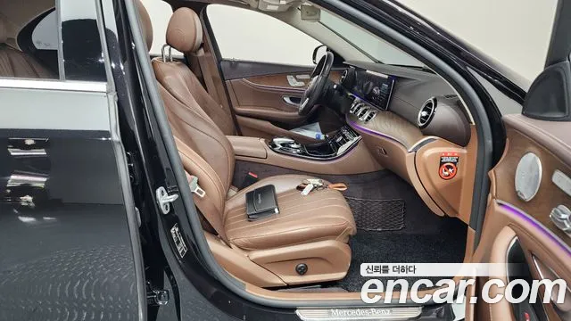 Mercedes-Benz E-Класс 2019 thumb 11