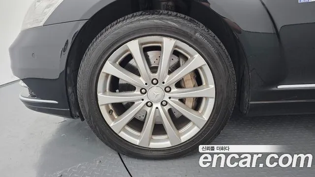 Mercedes-Benz S-Класс 2012 thumb 5