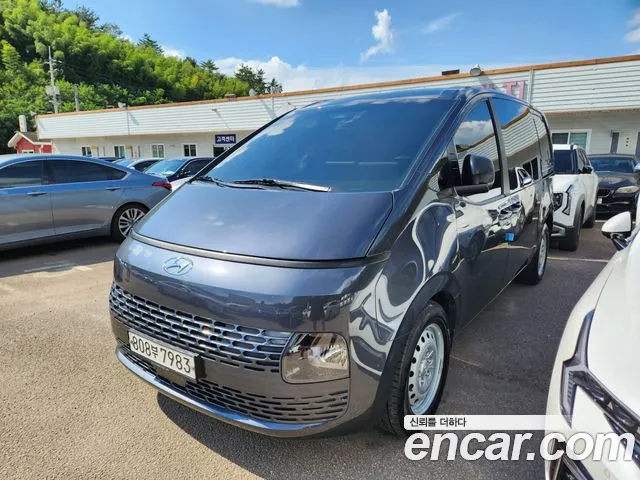 Hyundai Staria 2022 thumb 4