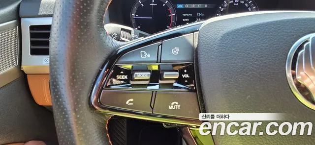 KG_Mobility_Ssangyong Rexton 2018 thumb 5