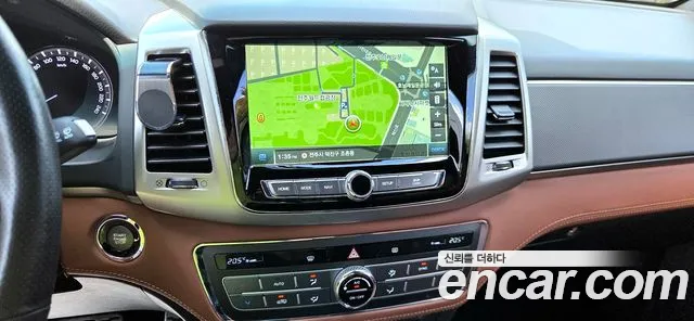KG_Mobility_Ssangyong Rexton 2018 thumb 7