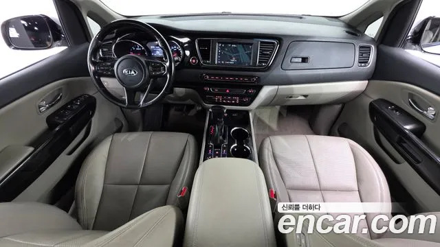 Kia Carnival 2018 thumb 7