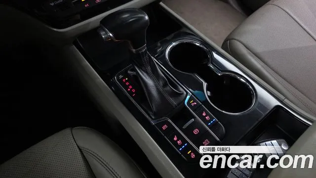 Kia Carnival 2018 thumb 9