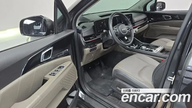 Kia Carnival 2023 thumb 10
