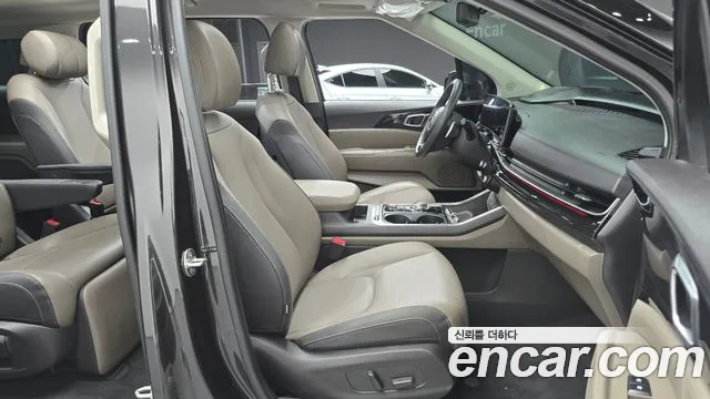 Kia Carnival 2023 thumb 11
