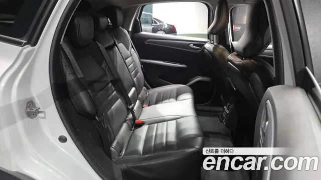 Renault-KoreaSamsung Arkana 2022 thumb 11