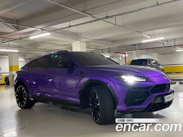 Lamborghini Urus 2022 thumb 3