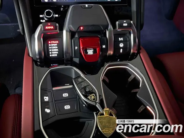 Lamborghini Urus 2022 thumb 11