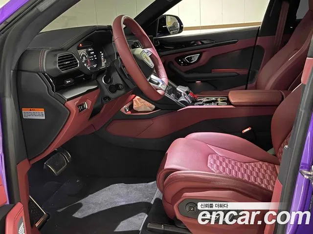 Lamborghini Urus 2022 thumb 12