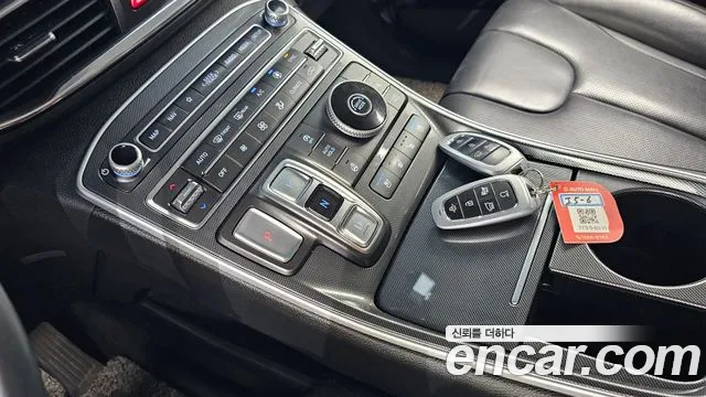 Hyundai Santa Fe 2021 thumb 9