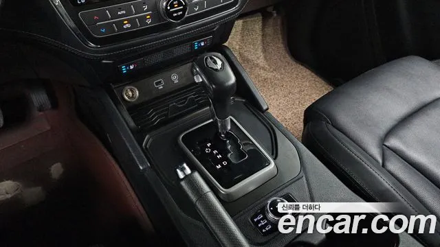 KG_Mobility_Ssangyong Rexton 2019 thumb 9