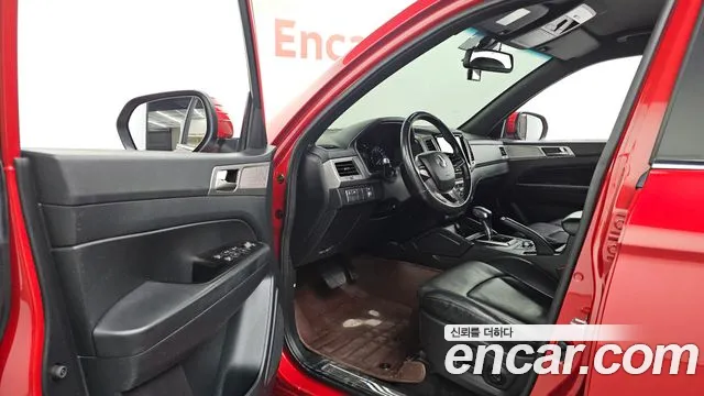 KG_Mobility_Ssangyong Rexton 2019 thumb 10