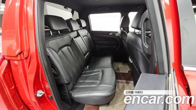 KG_Mobility_Ssangyong Rexton 2019 thumb 11
