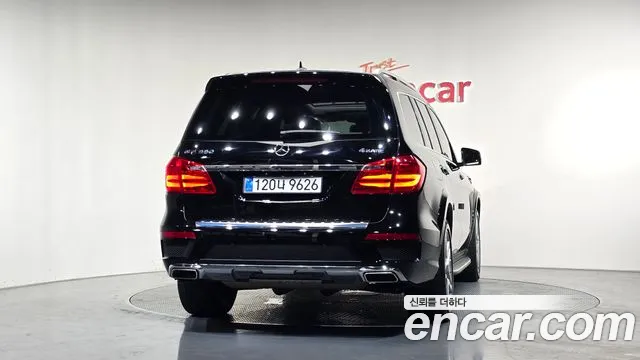 Mercedes-Benz GL-Class 2014 thumb 4