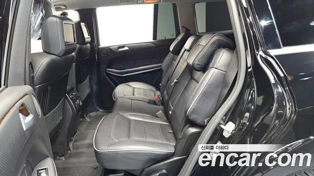 Mercedes-Benz GL-Class 2014 thumb 11