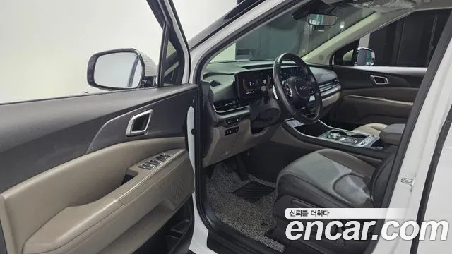 Kia Carnival 2024 thumb 10