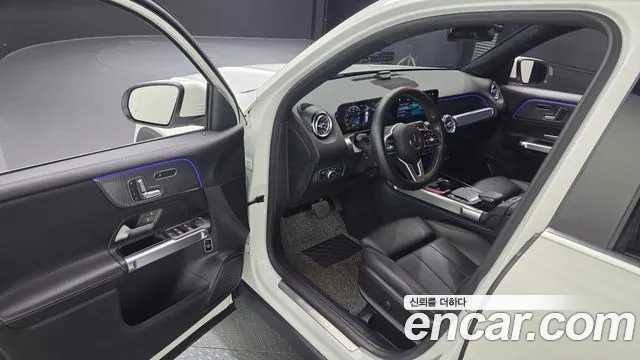 Mercedes-Benz GLB 2021 thumb 10