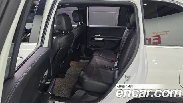 Mercedes-Benz GLB 2021 thumb 11