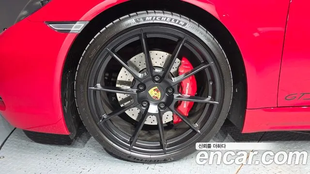 Porsche Cayman 2023 thumb 5
