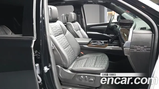 Cadillac Escalade 2025 thumb 11