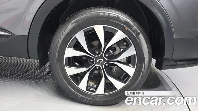Renault-KoreaSamsung Arkana 2021 thumb 4