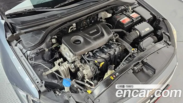 Hyundai Avante 2015 thumb 6