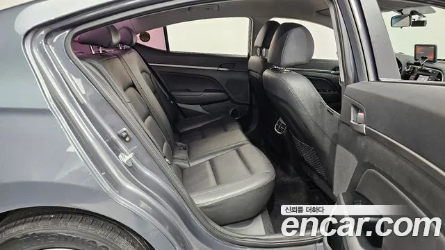 Hyundai Avante 2015 thumb 11
