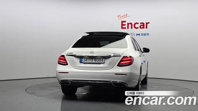 Mercedes-Benz E-Класс 2020 thumb 3