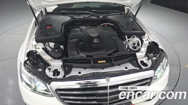 Mercedes-Benz E-Класс 2020 thumb 5