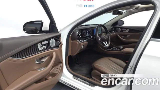 Mercedes-Benz E-Класс 2020 thumb 9