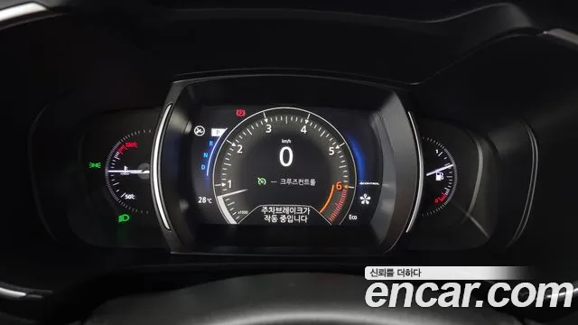 Renault-KoreaSamsung Koleos 2019 thumb 8