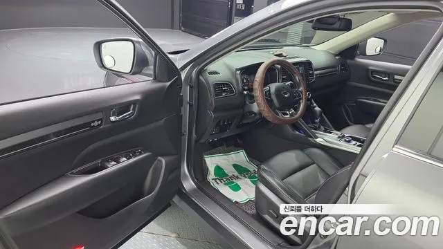 Renault-KoreaSamsung Koleos 2019 thumb 10