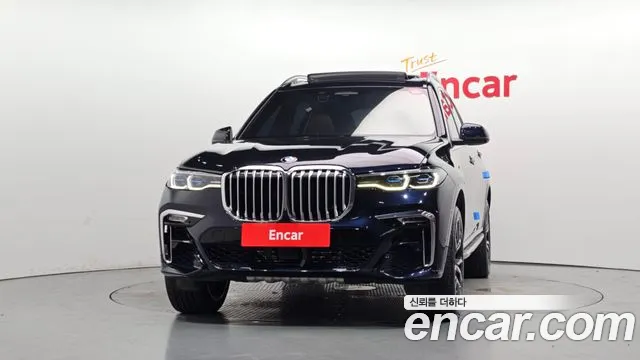 BMW X7 2022 thumb 3