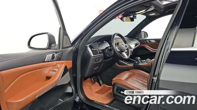 BMW X7 2022 thumb 10