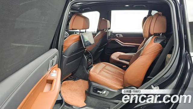 BMW X7 2022 thumb 12