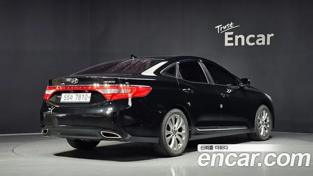 Hyundai Grandeur 2011 thumb 2