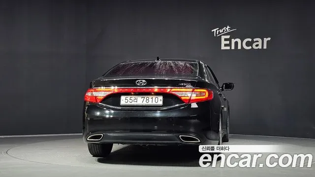 Hyundai Grandeur 2011 thumb 4