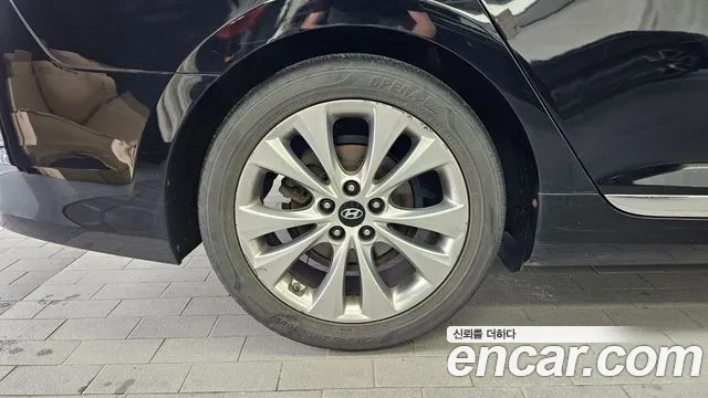 Hyundai Grandeur 2011 thumb 5