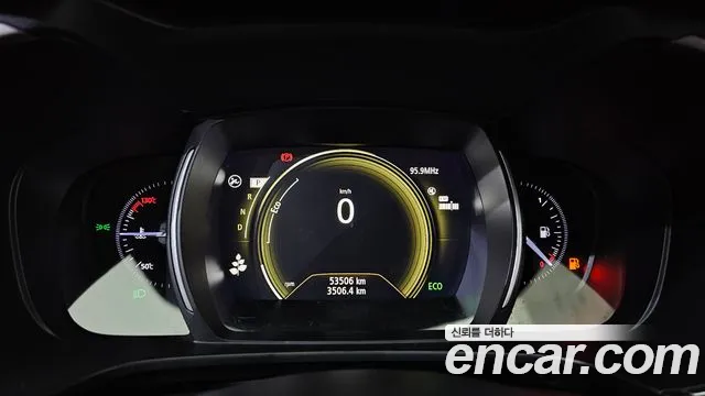 Renault-KoreaSamsung Koleos 2021 thumb 8