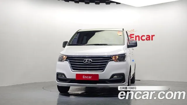 Hyundai Starex 2019 thumb 3