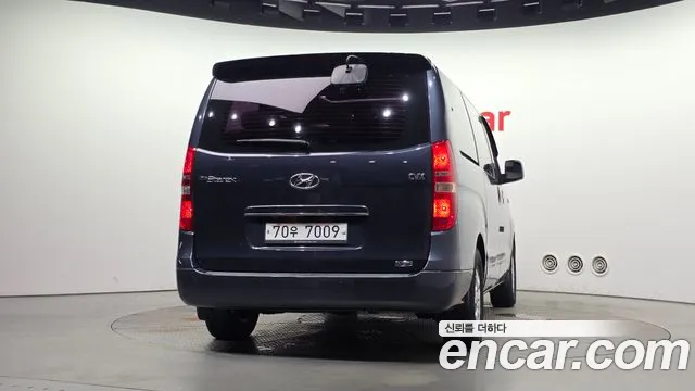 Hyundai Starex 2013 thumb 4
