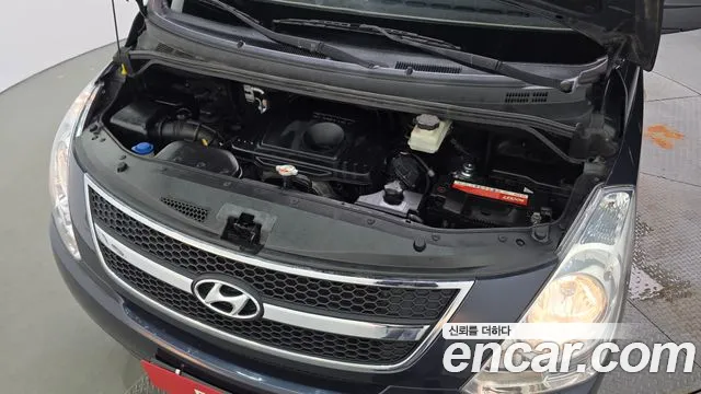 Hyundai Starex 2013 thumb 6