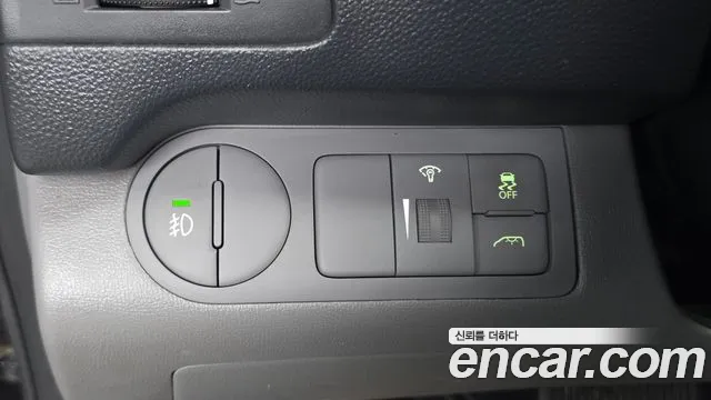 Hyundai Starex 2013 thumb 12