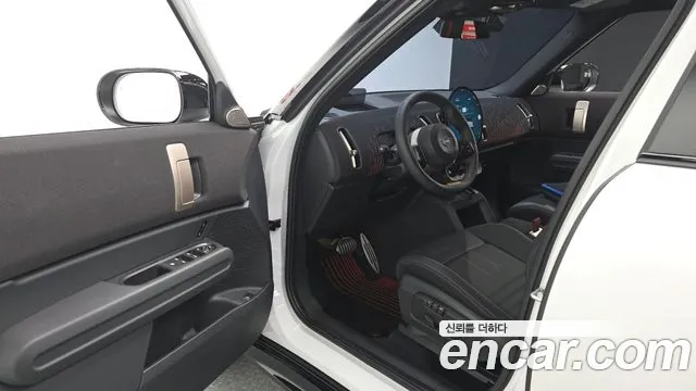 MINI Countryman 2026 thumb 10