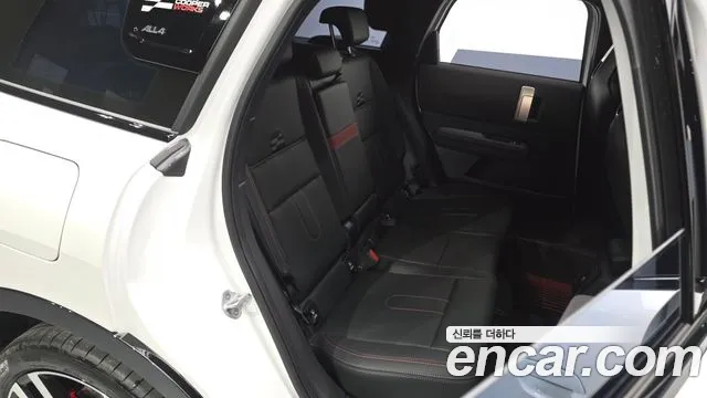 MINI Countryman 2026 thumb 11